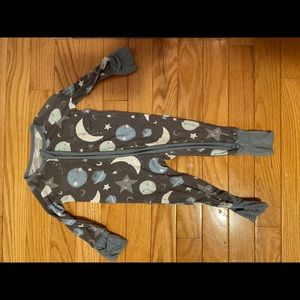 Little sleepies zippy moon 0-3 months